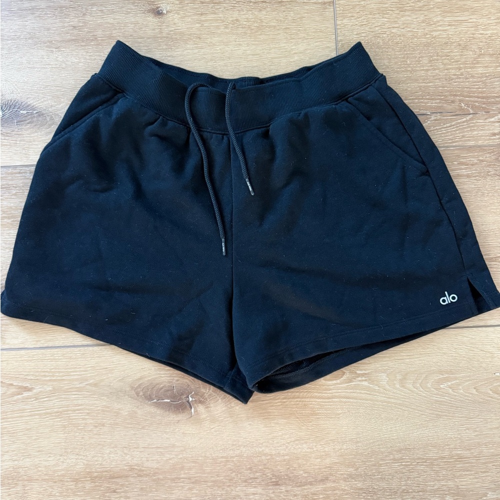 ALO Yoga Women's Black Sweatshorts